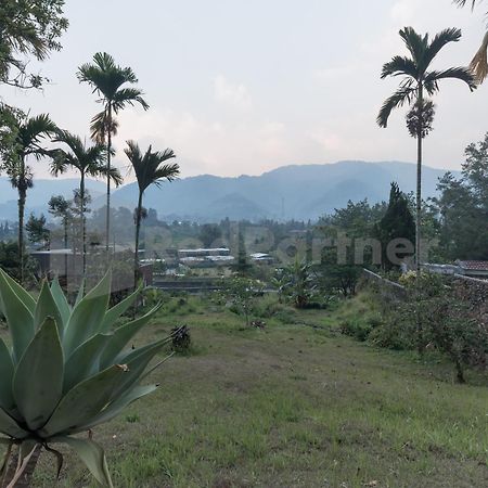 Bens Homestay Mitra Reddoorz بوكور المظهر الخارجي الصورة